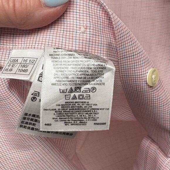 Brooks Brothers Button Down Shirt, White Red Blue Windowpane, Men
Size 16.5 6/7 - Picture 5 of 6